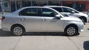 Toyota Axio 2019 Silver