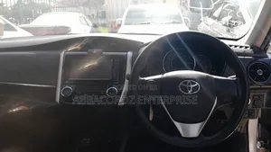 Toyota Axio 2019 Silver