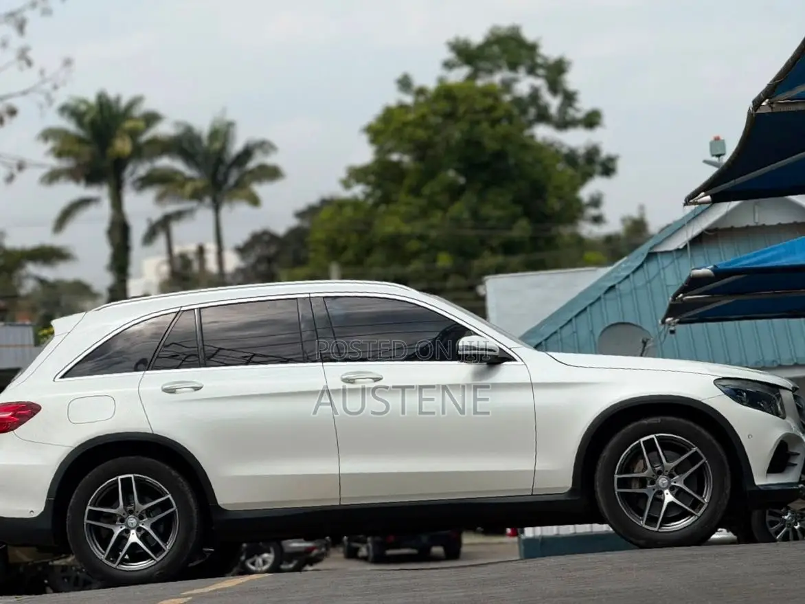Mercedes-Benz GLC-Class 2017 White