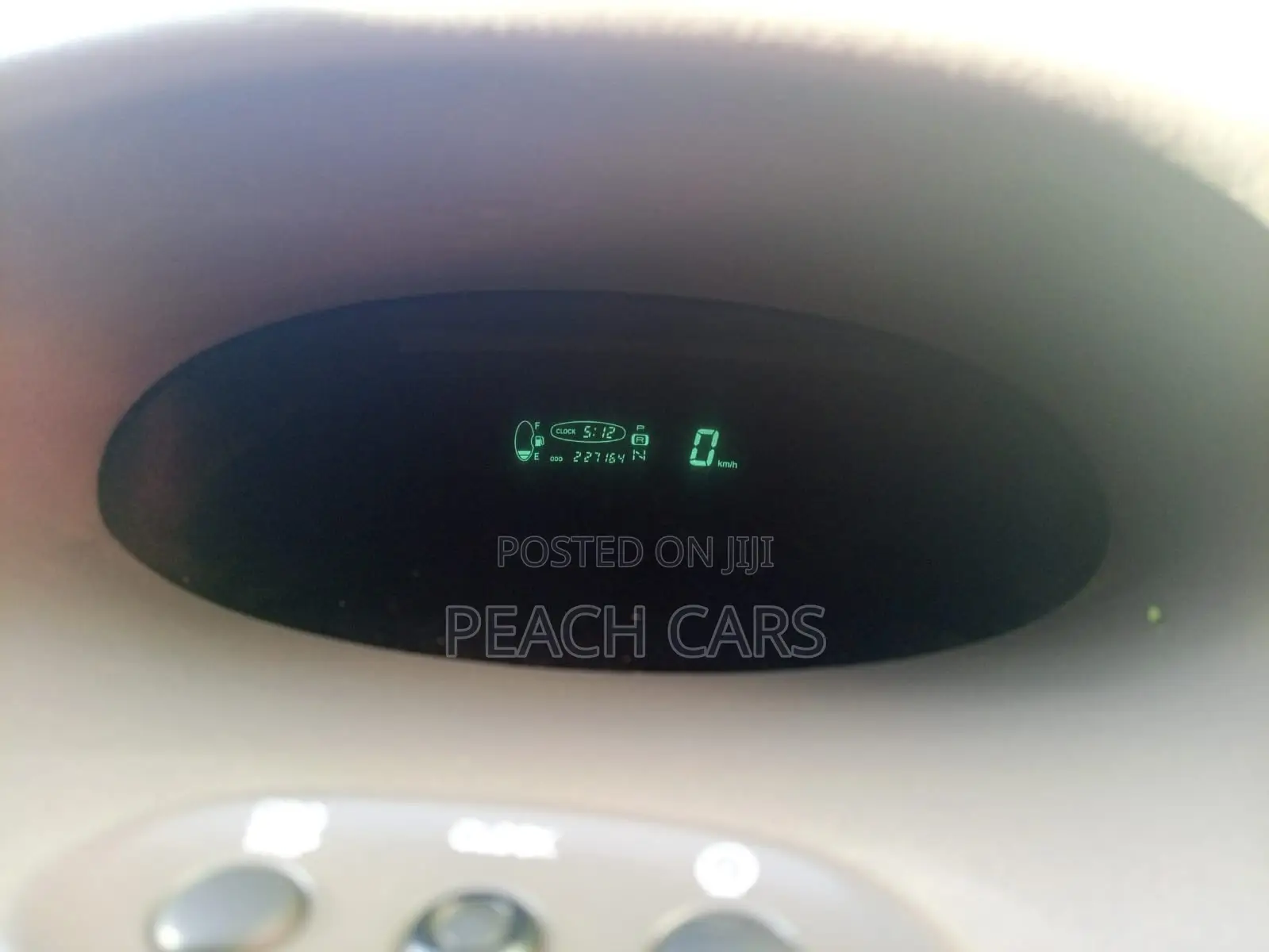 Toyota Platz 2002 Silver