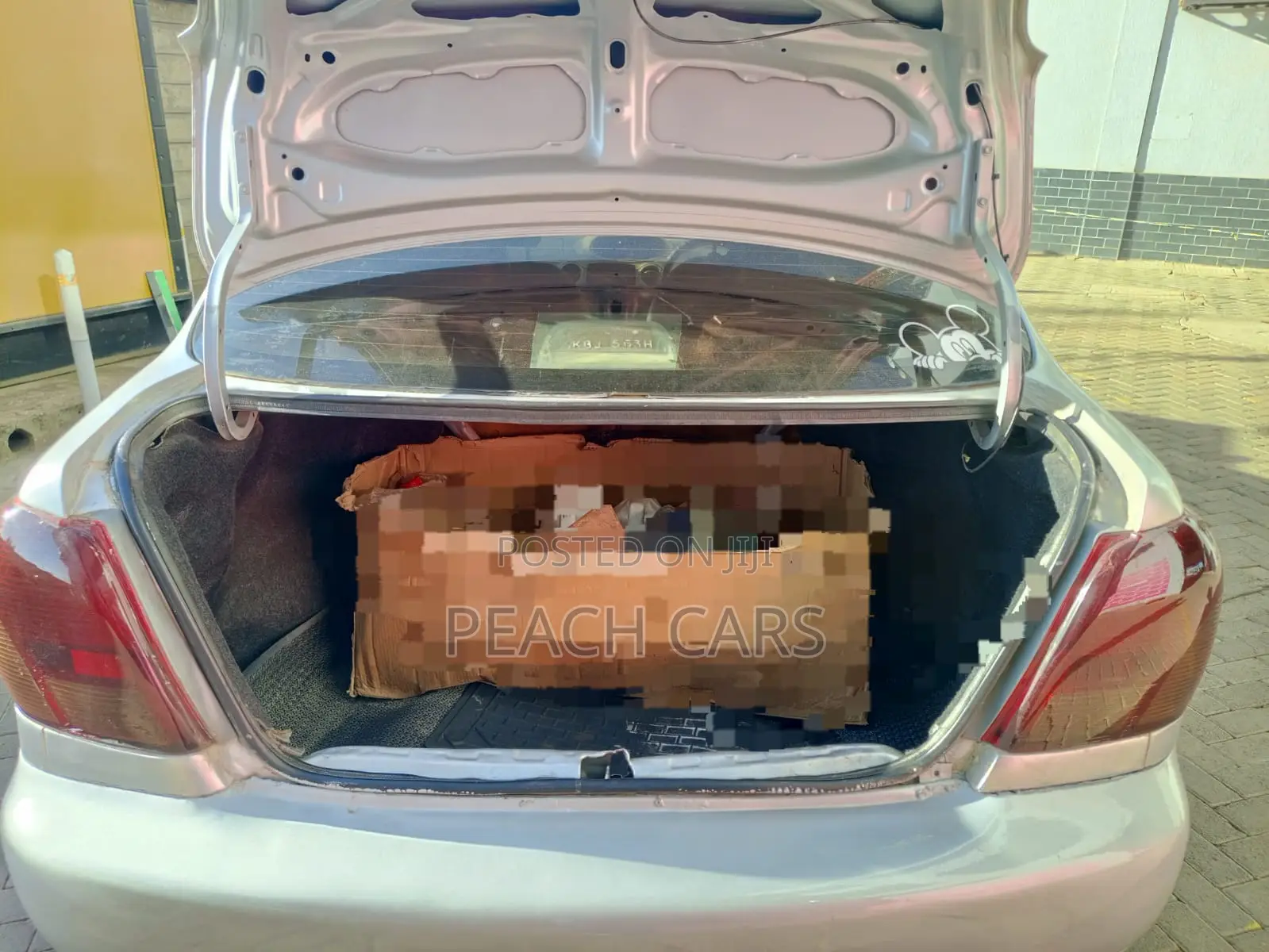 Toyota Platz 2002 Silver