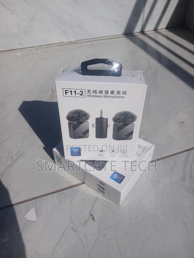 Low-Latency F11-2 Dual Wireless Lavalier Mic
