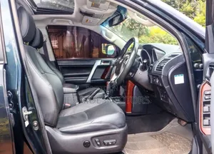Toyota Land Cruiser Prado 2016