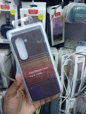 Carbon-Fiber Protective Back Case for the Samsung Galaxy Z Fold 5.