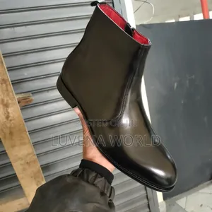 Also Chelsea Boots