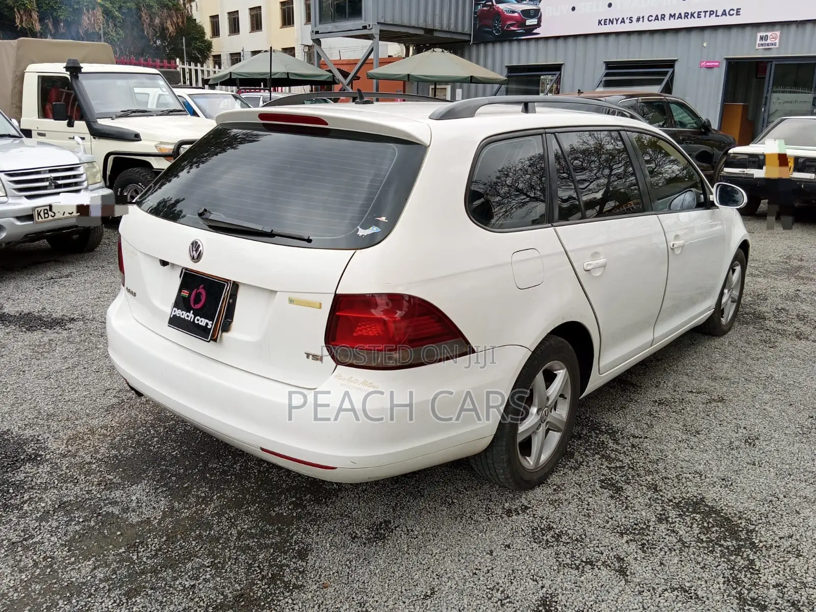 Volkswagen Golf 2011 White