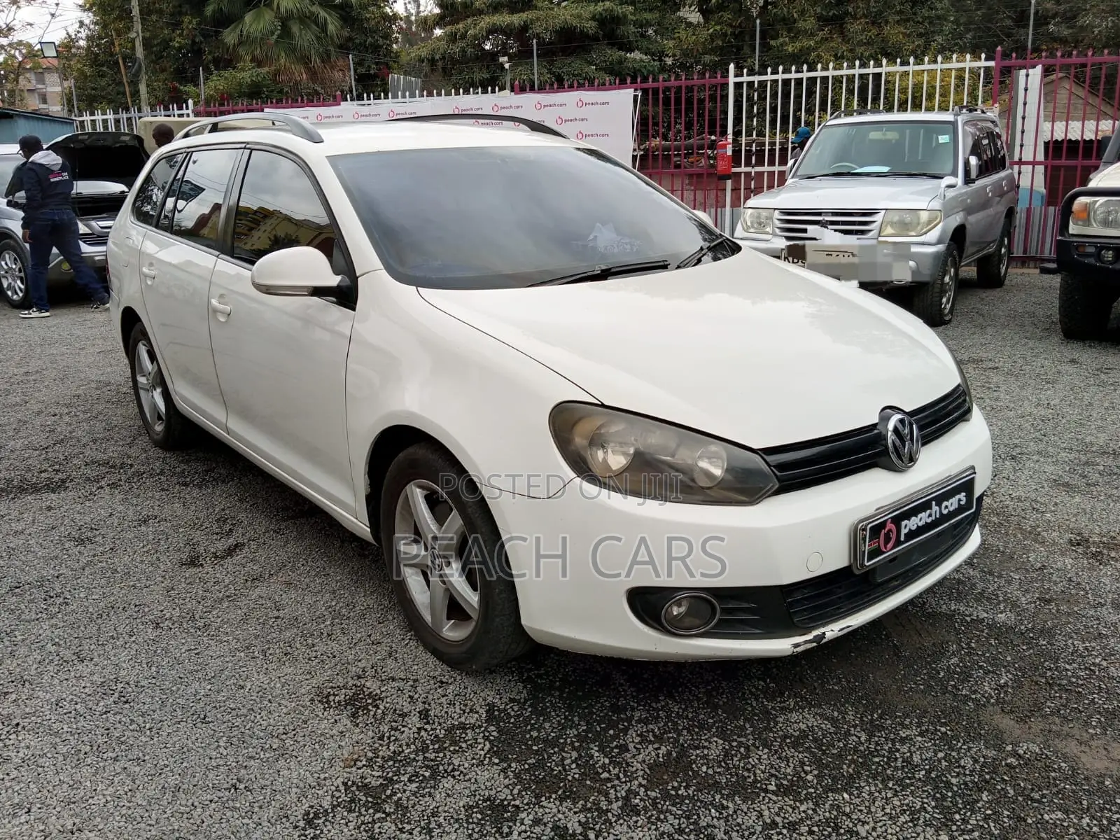 Volkswagen Golf 2011 White