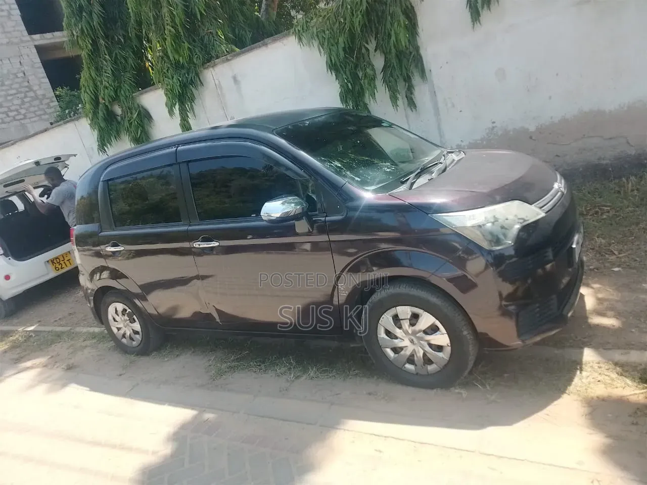 Toyota Spade 2016 Maroon