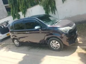 Toyota Spade 2016 Maroon