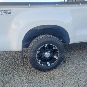 Isuzu D-MAX 2022 White