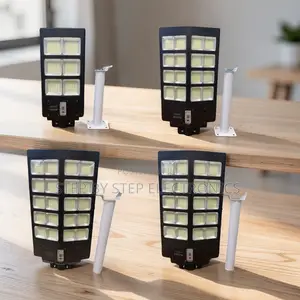Factory Deals Bright 1000W,2000W,3000W,5000W Watts Solar Street Lights