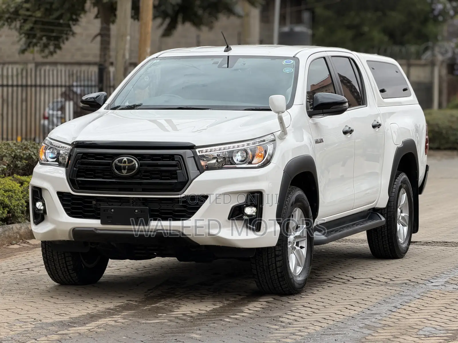 Toyota Hilux 2019 White