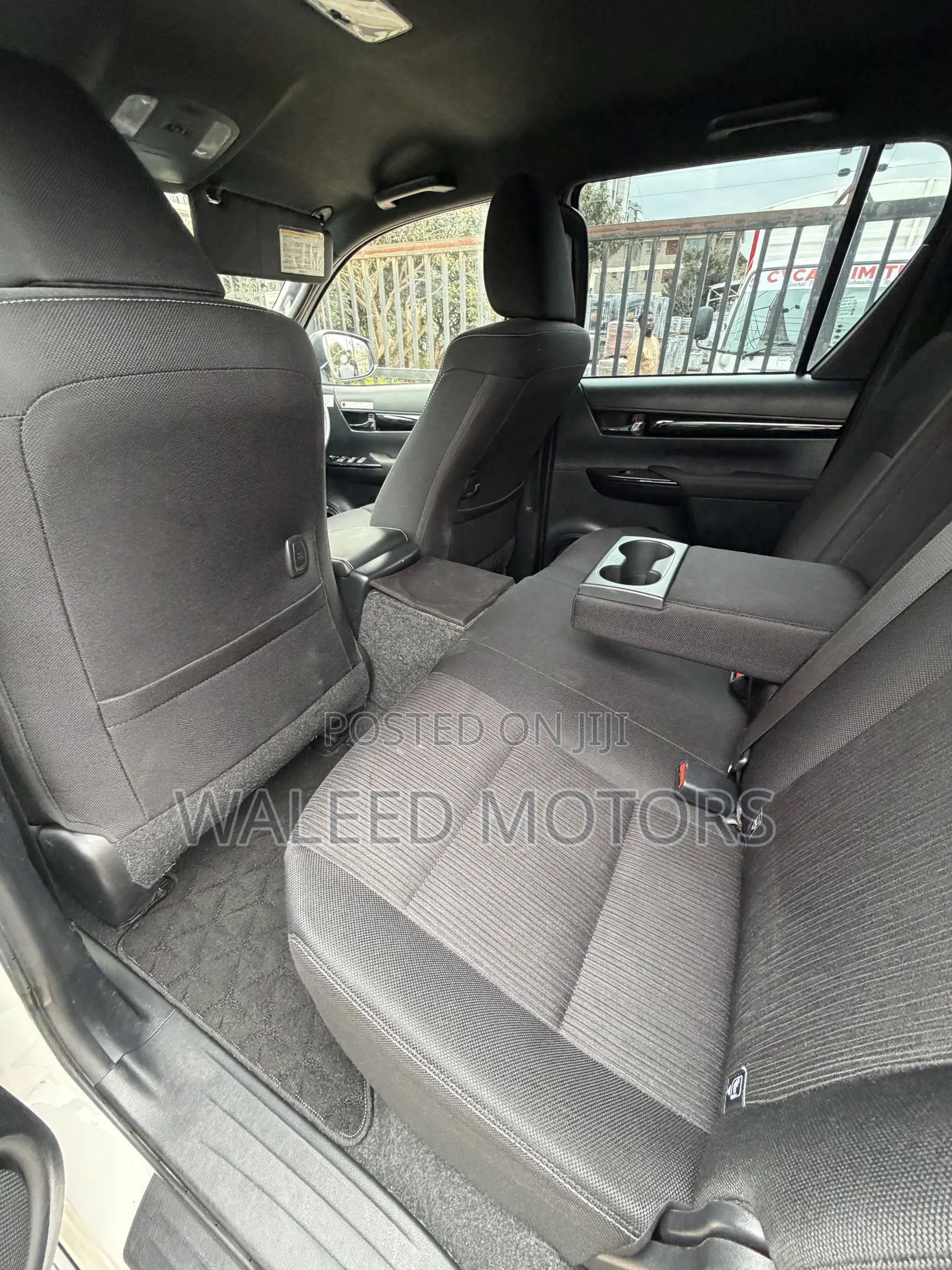 Toyota Hilux 2019 White
