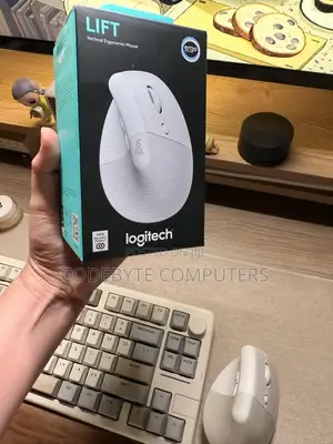 Logitech Lift Vertical Ergonomic Mouse - Off White
