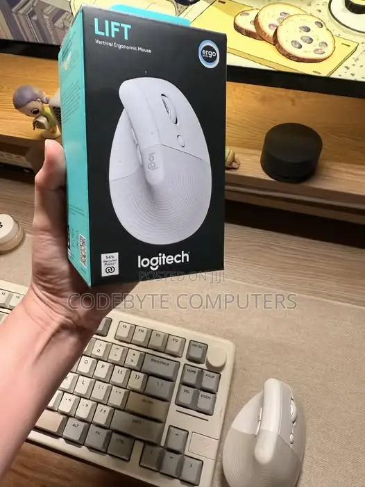 Logitech Lift Vertical Ergonomic Mouse - Off White