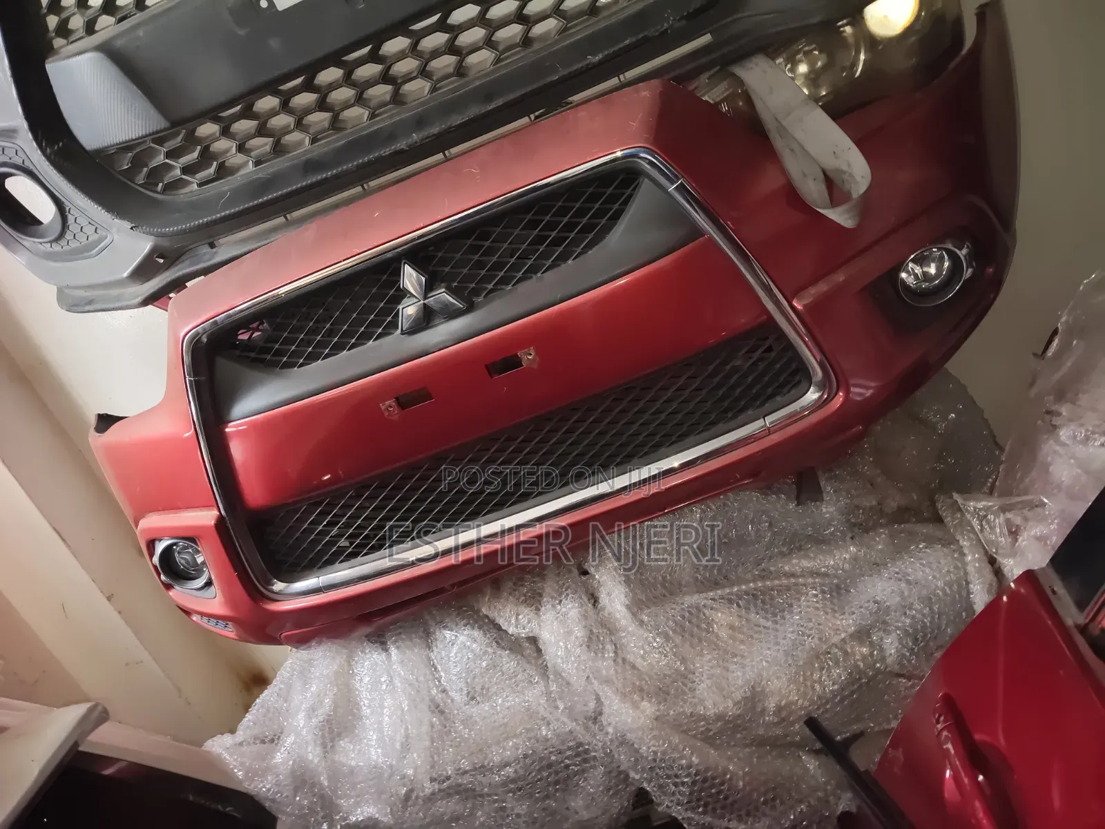 Mitsubishi RVR Nosecut