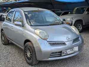 Nissan March 2010 Silver
