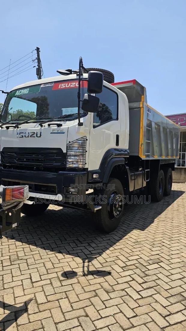 Isuzu FVZ Tipper -95% Finance