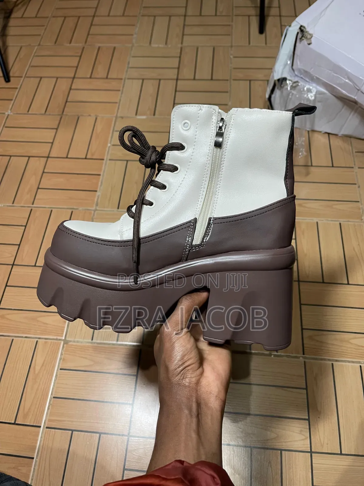 Brand New Heelsboots