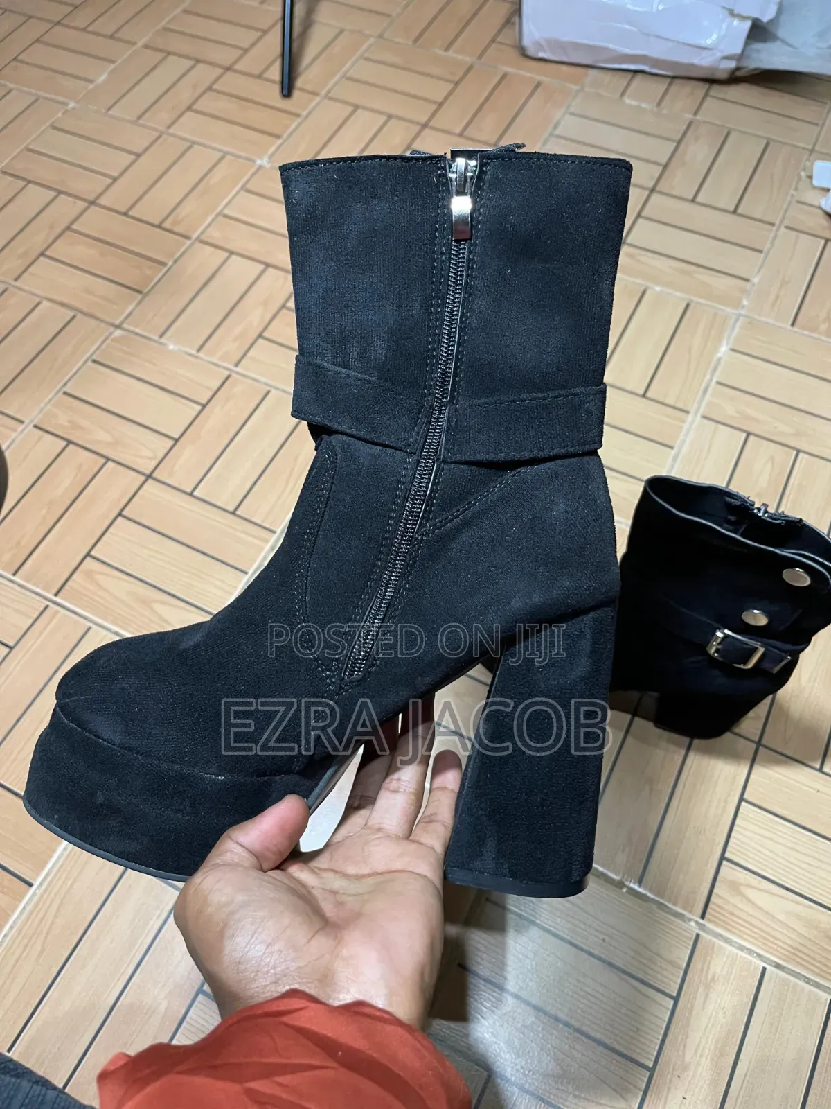 Brand New Heelsboots