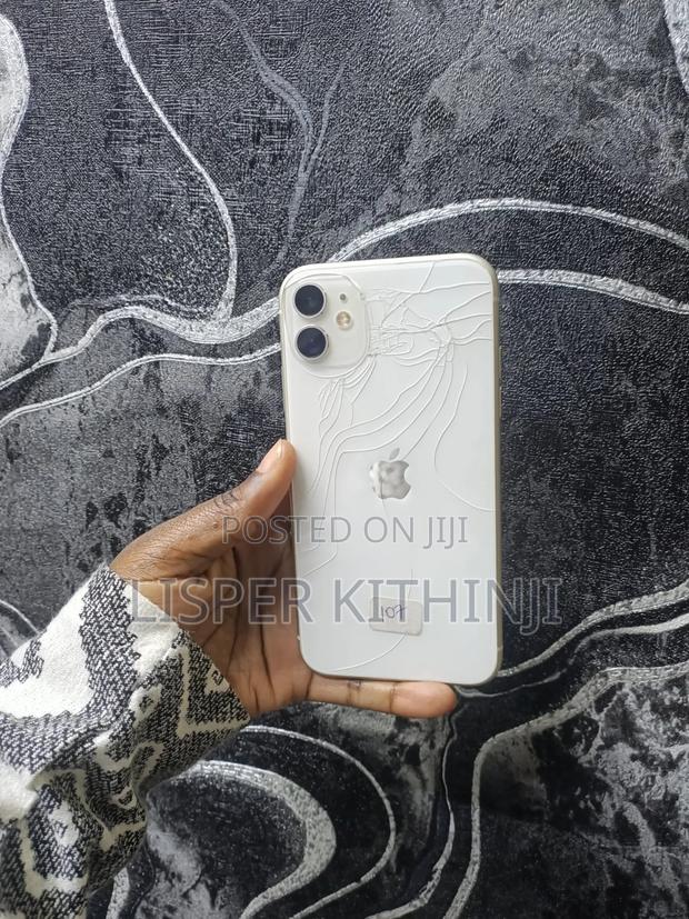 Apple iPhone 11 64 GB White - thumbnail 3