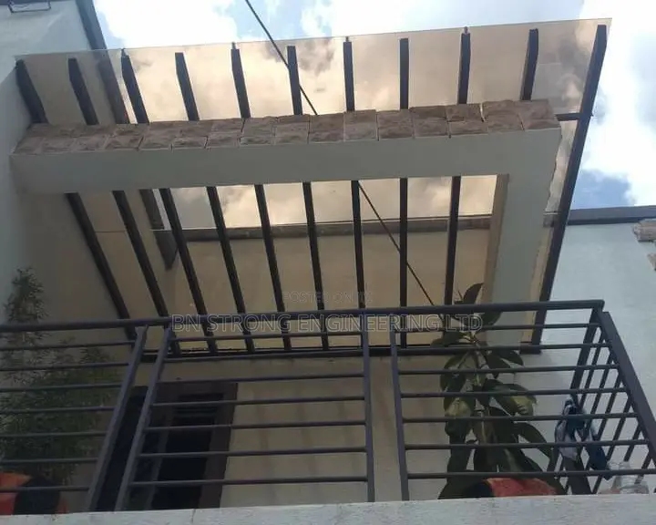 Steel Pergola Shades