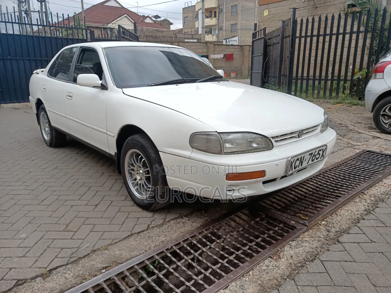 Toyota Camry Automatic 1999 White