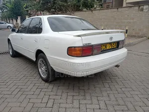 Toyota Camry Automatic 1999 White