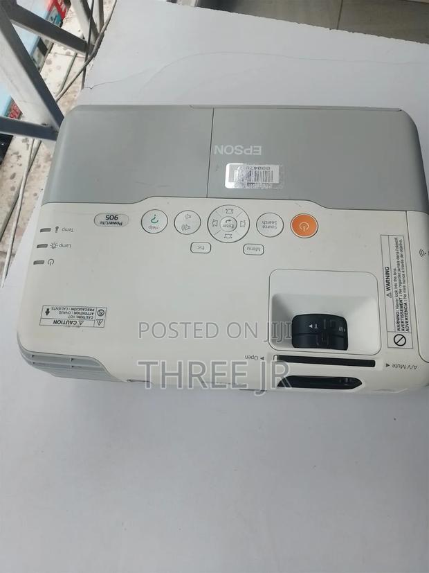 Epson Powerlite 905 Ex UK Projector Available Nice Clarity