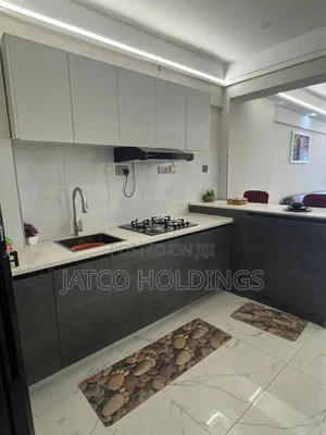 Furnished 4bdrm Apartment in Parklands for sale