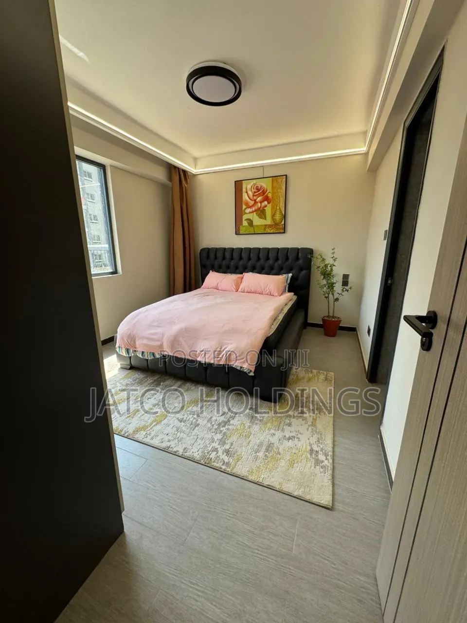 Furnished 4bdrm Apartment in Parklands for sale