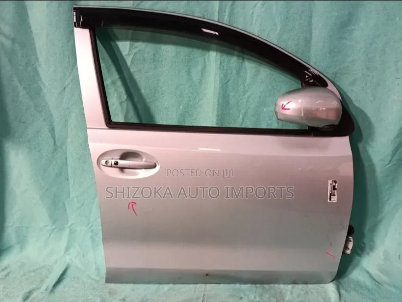 F Door Assy Rh Toyota Passo Kgc30 2012