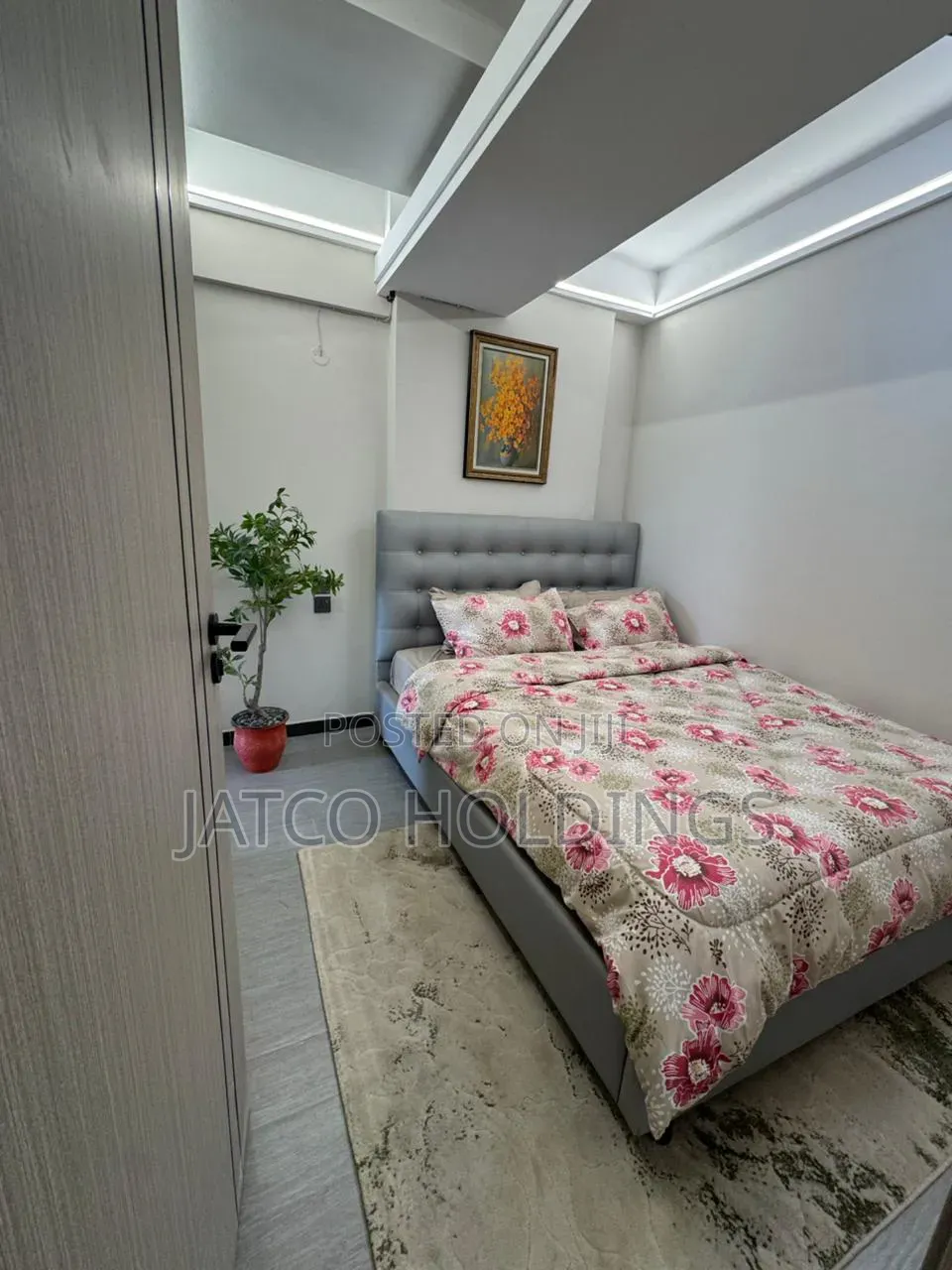 Furnished 4bdrm Apartment in Parklands for sale