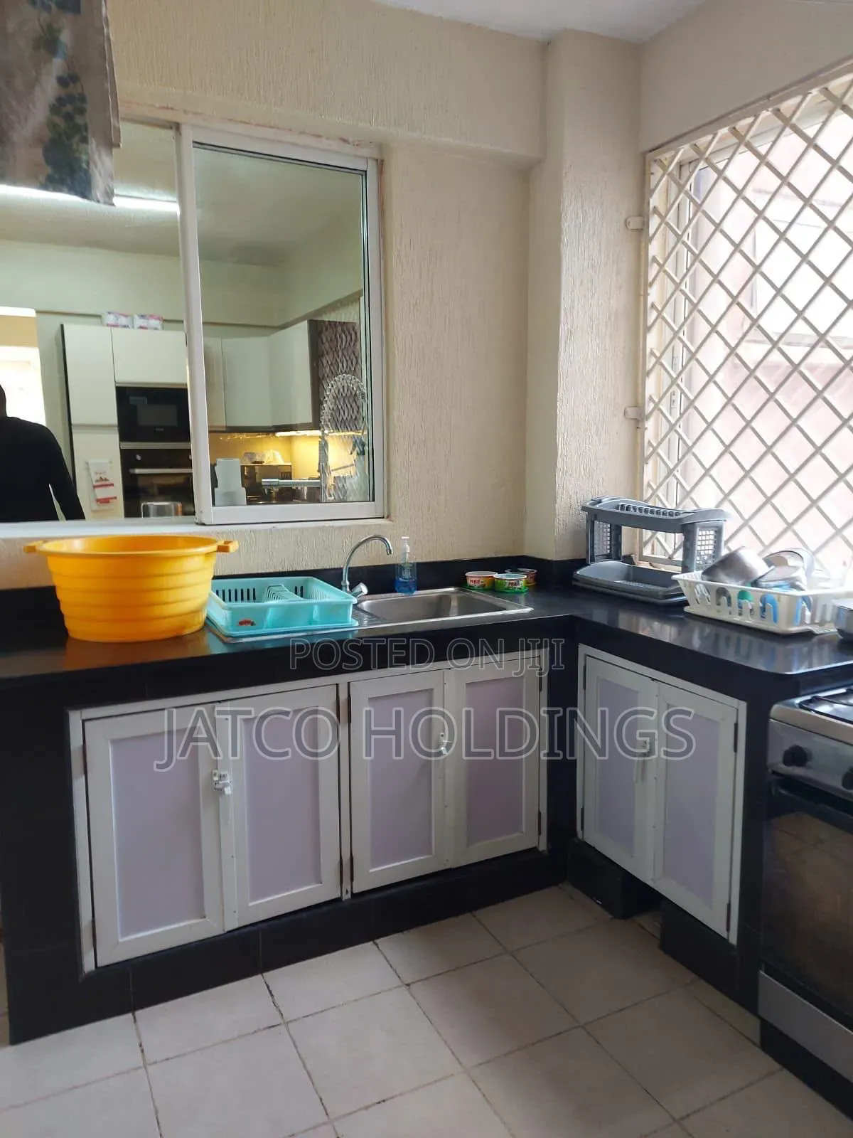 Furnished 4bdrm Apartment in Parklands for sale