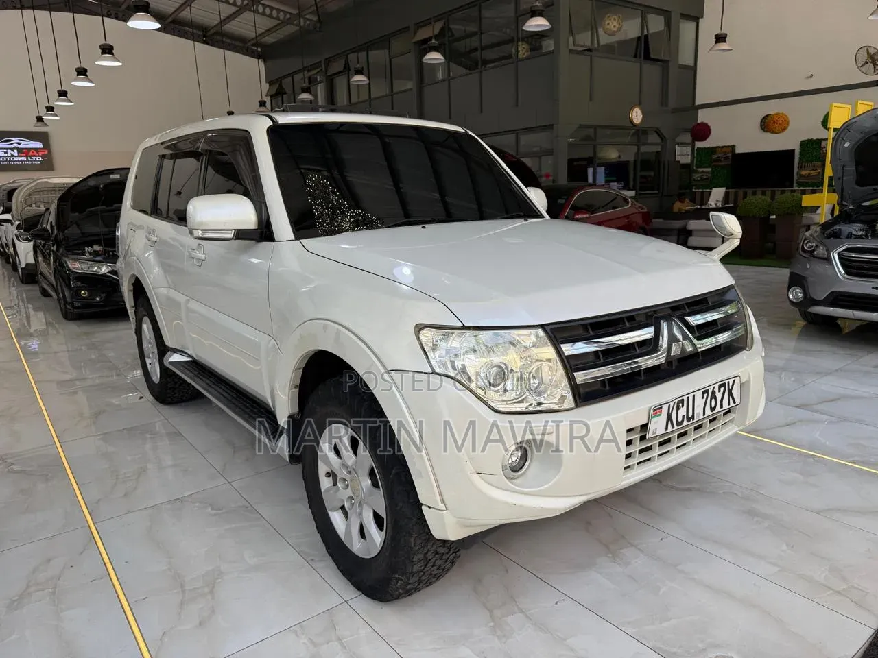 Mitsubishi Pajero 2012 White