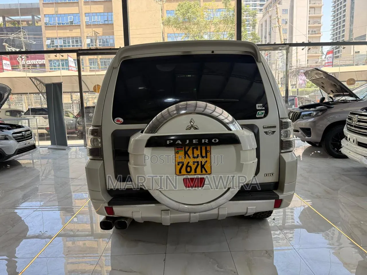 Mitsubishi Pajero 2012 White
