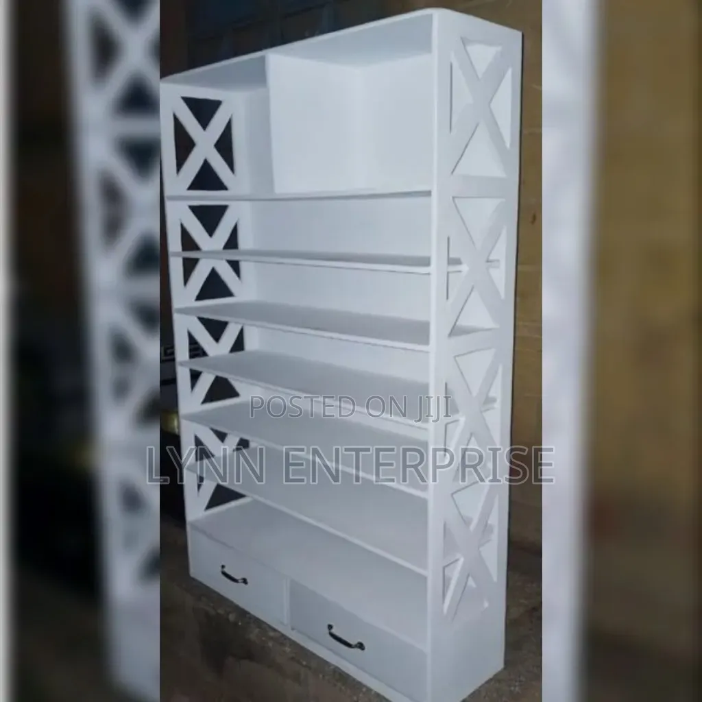 Executive Wooden  Shoes Rack ....With Design