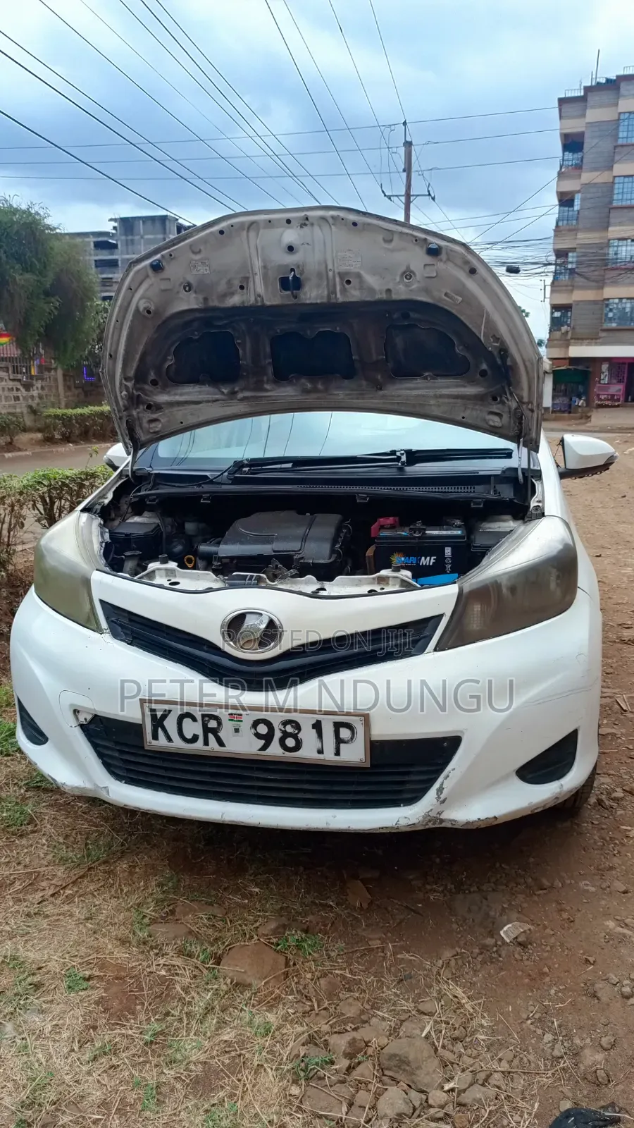 Toyota Vitz 2011 White