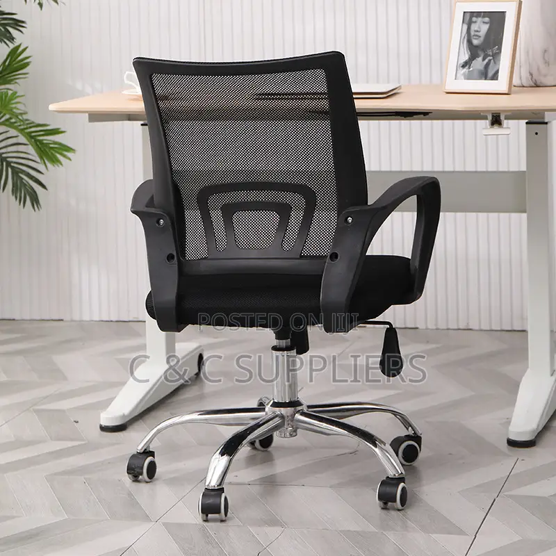 Swivel Mesh Low Back Task Chair.