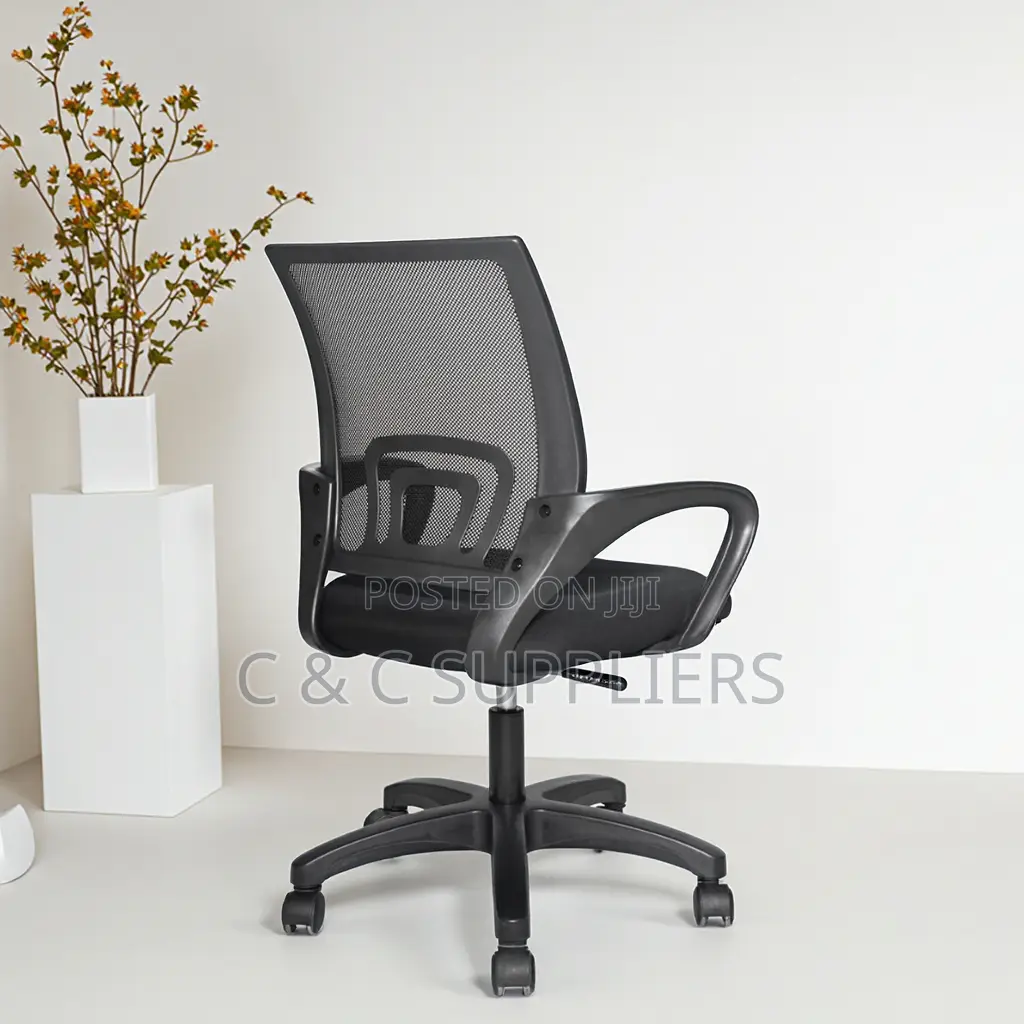 Swivel Mesh Low Back Task Chair.