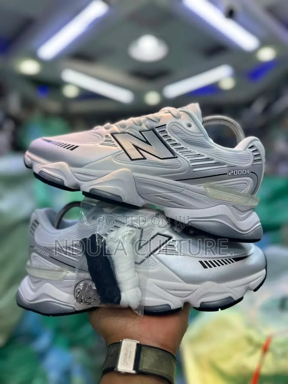 New Balance 2000r