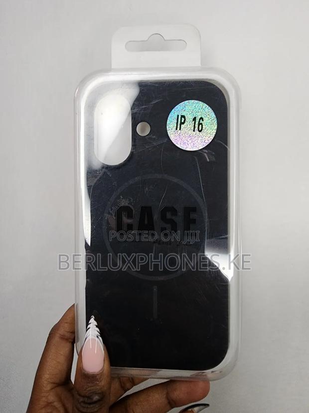 iPhone 16 Plain Case - thumbnail 2