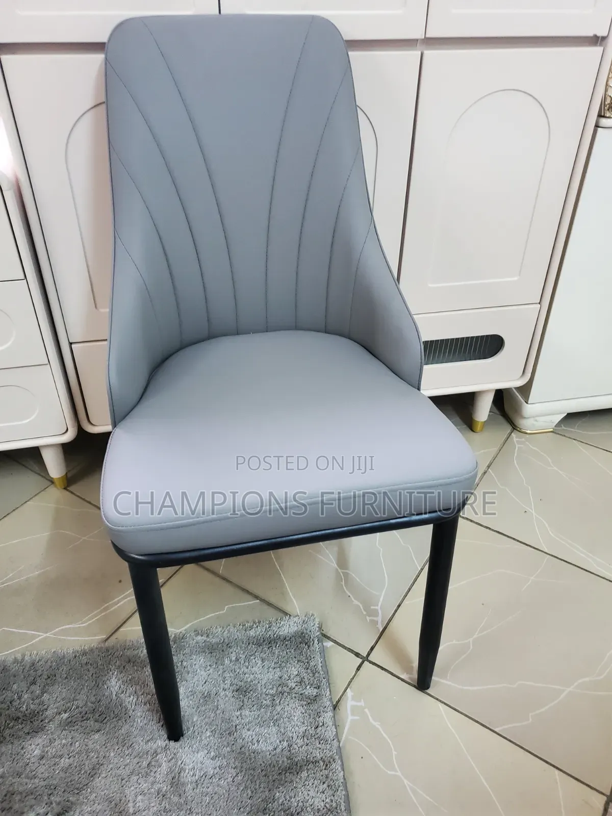 The Vantage Minimalist Dining/Accent Chair