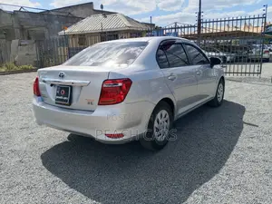 Toyota Axio 2019 Silver