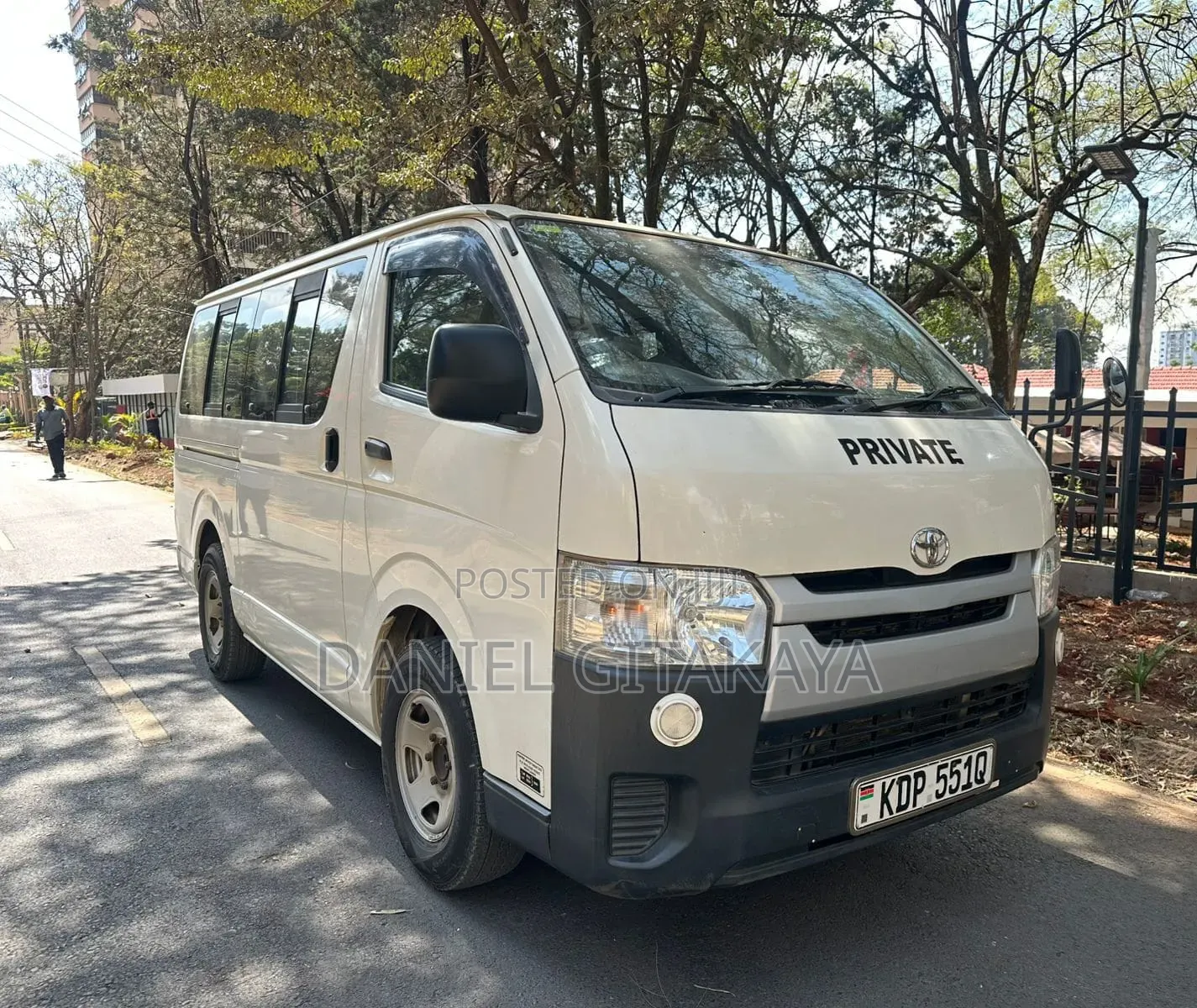 Toyota HiAce 2017 White