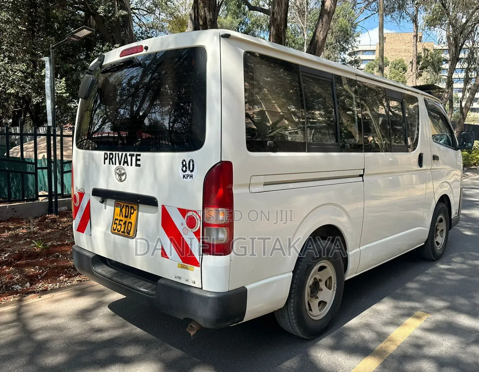 Toyota HiAce 2017 White