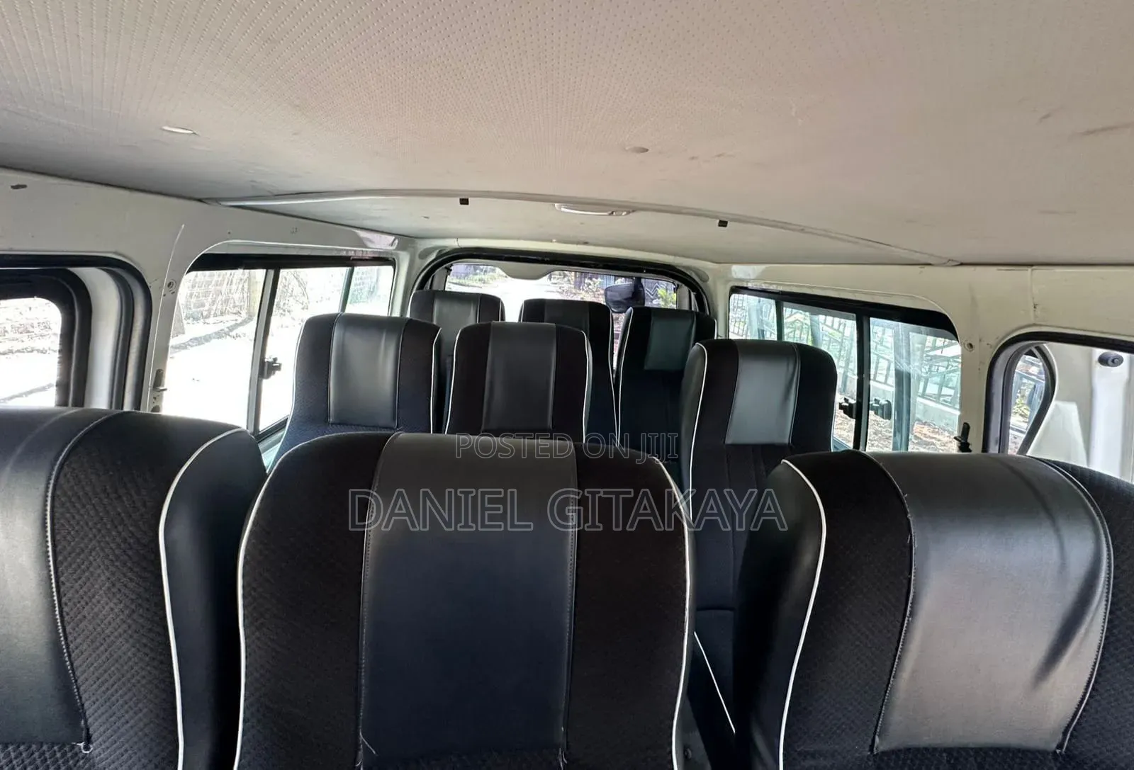 Toyota HiAce 2017 White