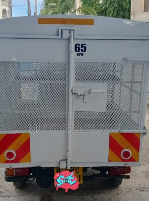 Piaggio 2023 White