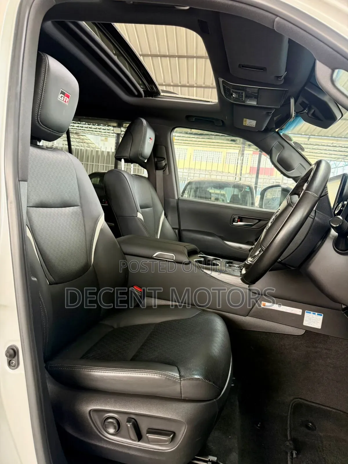 Toyota Land Cruiser 2023 White