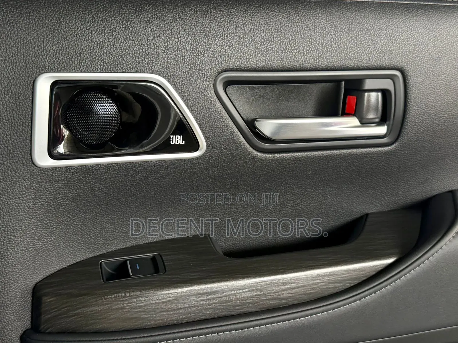 Toyota Land Cruiser 2023 White